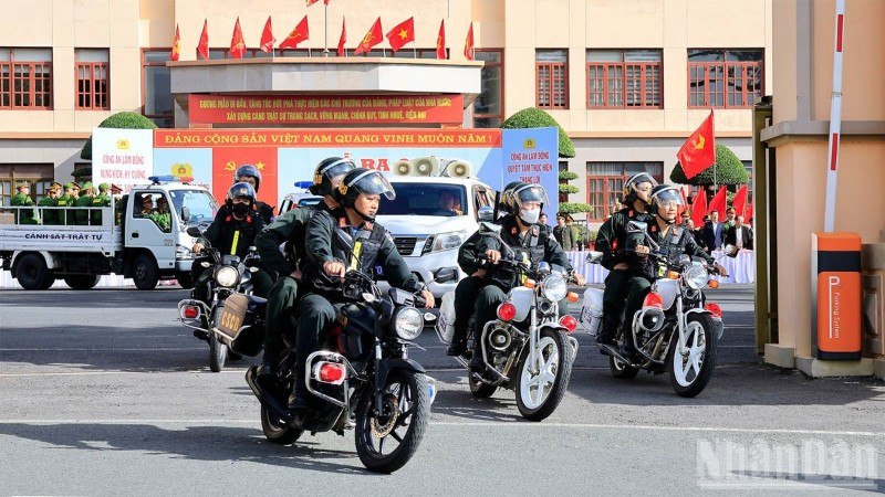 Cán lực lượng xuất quân tại Công an tỉnh Lâm Đồng.