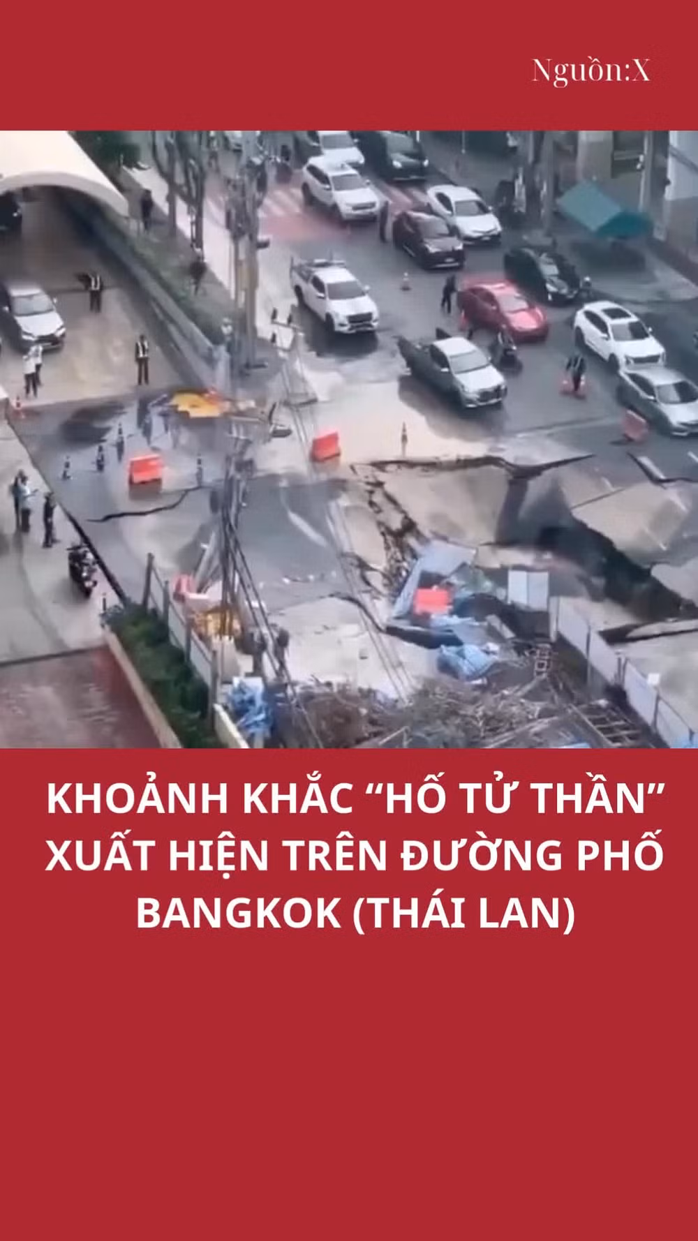 Khoảnh khắc "hố tử thần" xuất hiện trên đường phố Bangkok (Thái Lan)