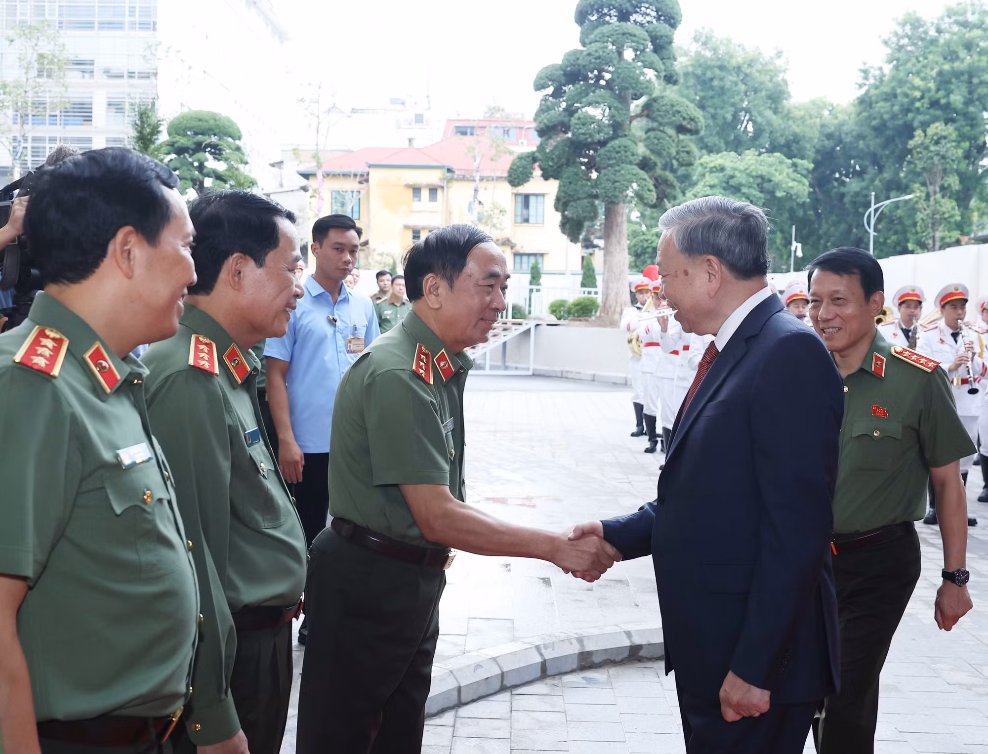 vna-potal-tong-bi-thu-du-le-khanh-thanh-cong-trinh-tru-so-bo-cong-an-8214373.jpg