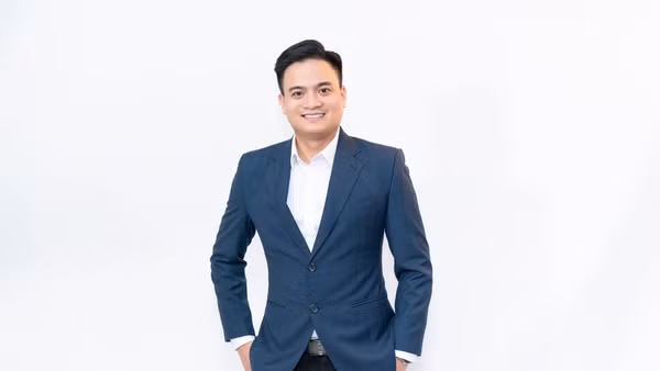 Nghệ sĩ chèo Lê Tiến Đạt