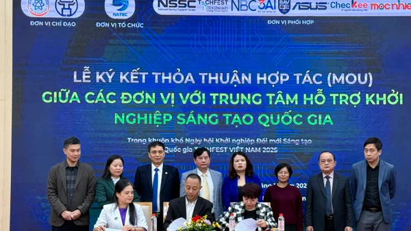 Lễ ký kết thỏa thuận hợp tác giữa các đơn vị và Trung tâm hỗ trợ khởi nghiệp sáng tạo quốc gia được tổ chức tại hội thảo. 