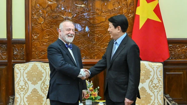 Chủ tịch nước Lương Cường tiếp Đại sứ Cộng hòa Séc. (Ảnh: Thủy Nguyên)