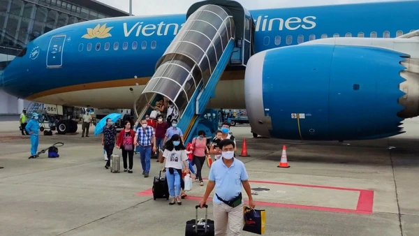 Tổng công ty Hàng không Việt Nam (Vietnam Airlines) ghi nhận mức tăng lợi nhuận bằng 138% kế hoạch và bằng 453% so cùng kỳ năm 2024...