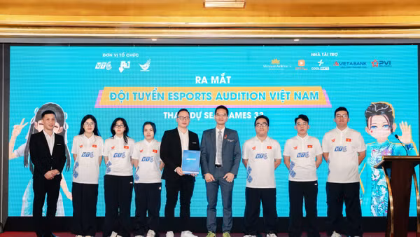 Đội tuyển Esports Audition Việt Nam tại buổi lễ ra mắt.