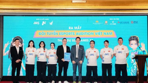 Đội tuyển Esports Audition Việt Nam tại buổi lễ ra mắt.