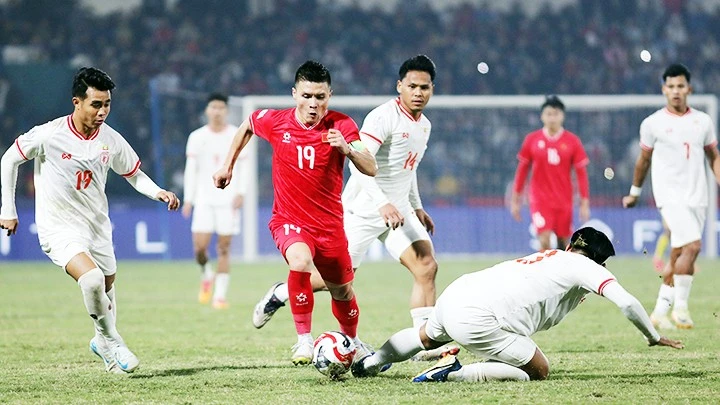 Quang Hải vẫn là một trong những trụ cột ở tuyến giữa của đội tuyển Việt Nam. Ảnh: LÊ MINH