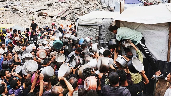 Nạn đói đang bao trùm người dân Dải Gaza. Ảnh: CNN