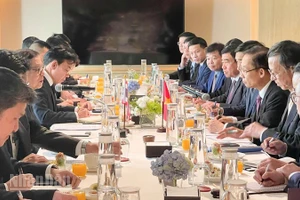 Cuộc gặp giữa Bộ trưởng Ngoại giao Lê Hoài Trung và người đồng cấp Thái Lan Sihasak Phuangketkeow.