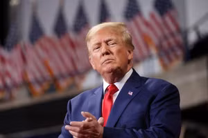 Tổng thống Mỹ Donald Trump tiếp tục có những động thái gây bất ngờ. 