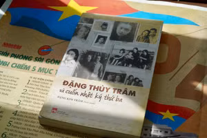 Cuốn sách Đặng Thùy Trâm và cuốn Nhật ký thứ ba được xuất bản.