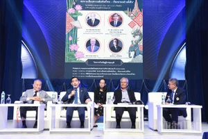 Tọa đàm "Vai trò của người Thái gốc Việt: Cầu nối bền vững cho quan hệ Thái Lan-Việt Nam”. (Ảnh: XUÂN SƠN)