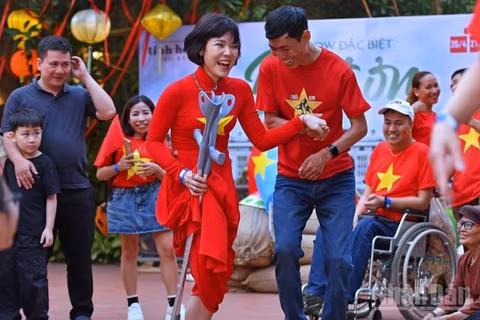 Không khí sôi nổi tại các hoạt động cộng đồng do Trung ương Hội Thanh niên Khuyết tật Việt Nam tổ chức.