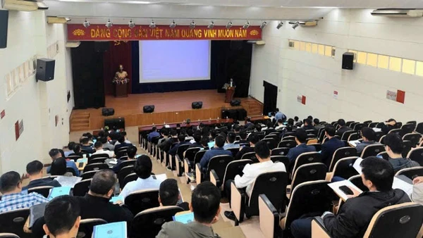 Quang cảnh lớp tập huấn.