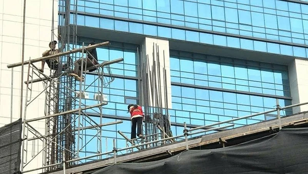 Các công trình xây dựng phải được cơ quan nhà nước có thẩm quyền kiểm tra công tác nghiệm thu trong quá trình thi công và khi hoàn thành. (Ảnh: MINH VÂN)