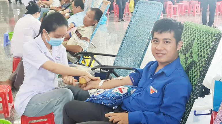 Lực lượng đoàn viên, thanh niên tham gia hiến máu trong Ngày hội hiến máu năm 2025. ndo_c_6.jpg