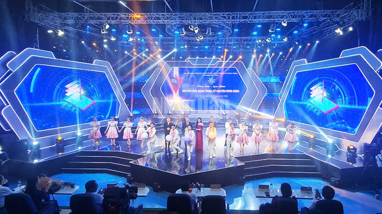 Một tiết mục văn nghệ trong Chương trình. ndo_c_2-5386.jpg