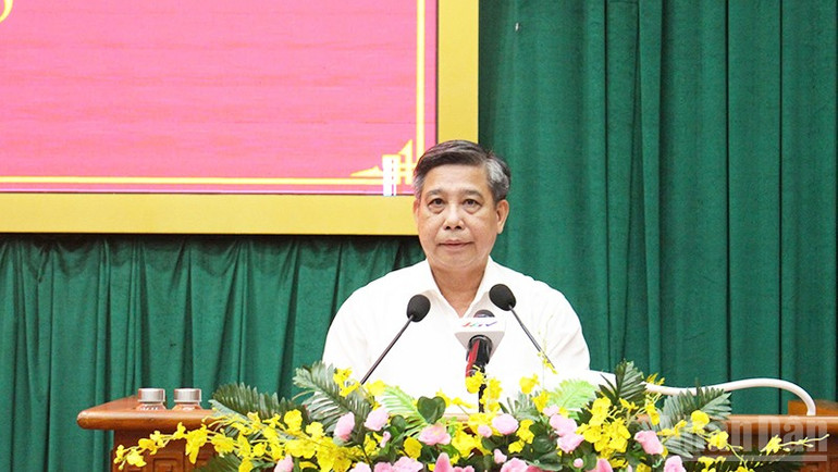 Đồng chí Đồng Văn Thanh, Bí thư Tỉnh ủy, Chủ tịch Hội đồng nhân dân tỉnh Hậu Giang phát biểu chỉ đạo tại Hội nghị. ndo_br_1.jpg