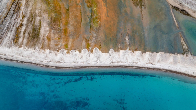 Hoàng Lê Giang, Lưu trữ sắc màu, nơi giao thoa giữa nước và đất là lúc mà thiên nhiên rực rỡ và có những biến động đẹp đẽ, màu sắc đa dạng nhất (Ảnh NVCC) tac-pham-chromatic-archive-o-nhung-noi-giao-thoa-giua-nuoc-va-dat-la-luc-ma-thien-nhien-ruc-ro-va-co-nhung-bien-dong-dep-de-mau-sac-da-dang-nhat-anh-nvcc-1.jpg