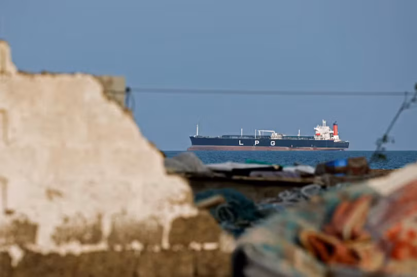 Tình hình căng thẳng tại eo biển Hormuz đang tác động toàn diện tới các vấn đề quan trọng toàn cầu.