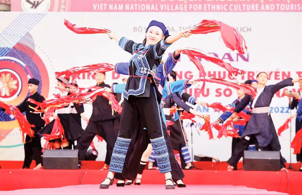 Di sản văn hóa Việt Nam vô cùng giàu có và được giữ gìn, bảo vệ bởi cộng đồng 54 dân tộc anh em. (Ảnh Khiếu Minh)