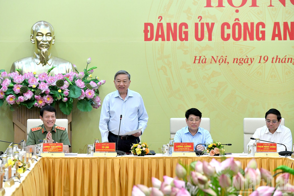 Tổng Bí thư Tô Lâm phát biểu kết luận Hội nghị. ndo_br_a12-dsc-4270.jpg