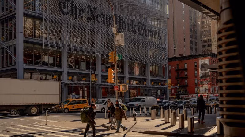 Nhật báo The New York Times cáo buộc OpenAI sử dụng trái phép hàng triệu bài báo để huấn luyện các mô hình AI.