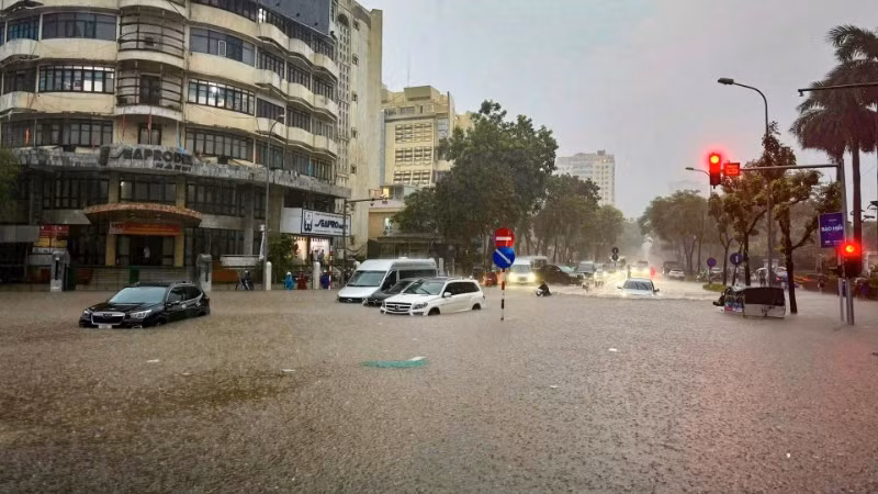 Hiện tượng thời tiết cực đoan buộc các đô thị phải thay đổi cách ứng phó, tăng khả năng chống chịu trước mỗi thảm họa. Ảnh THÀNH ĐẠT