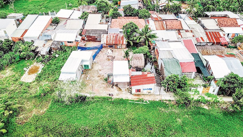 Nguồn lực đất đai bị lãng phí bởi quy hoạch treo, những quy định chưa bám sát thực tiễn. Trong ảnh: Khu đô thị Bình Quới-Thanh Đa quy hoạch gần 30 năm chưa triển khai.