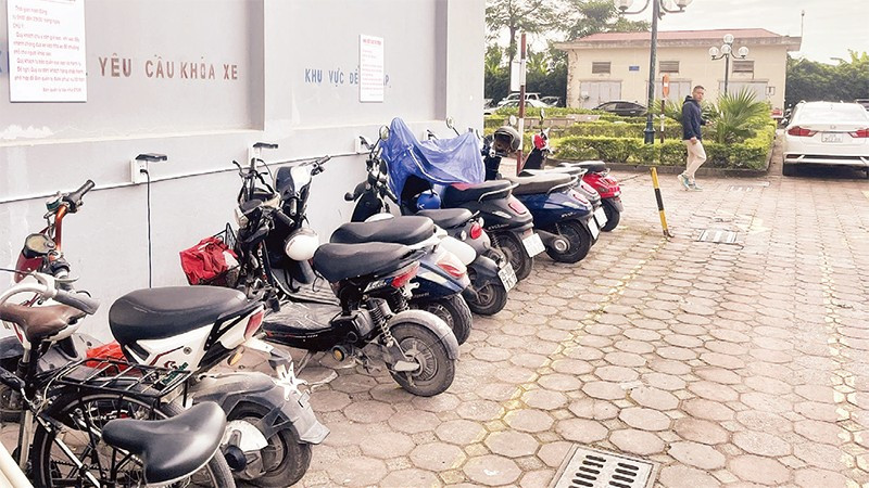 Xe điện được ưu tiên bố trí khu vực sạc riêng biệt.