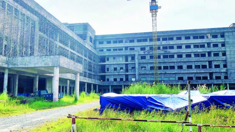 Bệnh viện Ung bướu Cần Thơ dừng thi công từ năm 2022 đến nay.