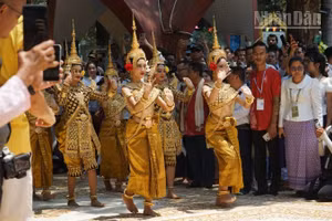 Nokor Sankranta diễn ra trong 6 ngày tại nhiều địa điểm ở Thủ đô Phnom Penh. (Ảnh: ĐINH TRƯỜNG)