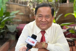 Nhà báo kỳ cựu Khieu Kola đánh giá cao vai trò của Quốc hội Việt Nam trong hành trình dựng nước và giữ nước. (Ảnh: HUY VŨ)