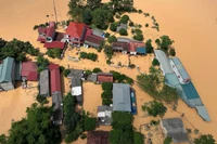 Vùng lũ tại tỉnh Lạng Sơn bị cô lập sau bão. (Ảnh: TTXVN)