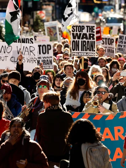 [Video] Biểu tình trên thế giới lan rộng, phản đối Mỹ, Israel leo thang quân sự tại Iran