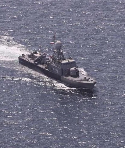 [Video] Tàu Iran bị tấn công ngoài khơi Sri Lanka, hơn 100 thủy thủ mất tích