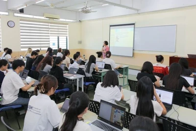 Sinh viên Trường đại học Khoa học xã hội và Nhân văn trong giờ học.