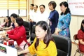Lãnh đạo phường Bạch Mai kiểm tra hoạt động tại điểm phục vụ hành chính công phường Bạch Mai. (Ảnh ĐÌNH HIỆP)