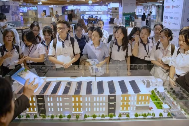 CT Innovation Hub 4.0 đón hàng ngàn sinh viên trong nước và quốc tế đến tham quan và học hỏi.