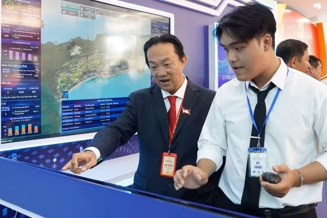 Công nghệ và đổi mới sáng tạo, hướng tới mục tiêu xây dựng Thành phố Hồ Chí Minh trở thành trung tâm đổi mới sáng tạo quốc tế giai đoạn 2025-2030 (Ảnh: THẾ ANH)