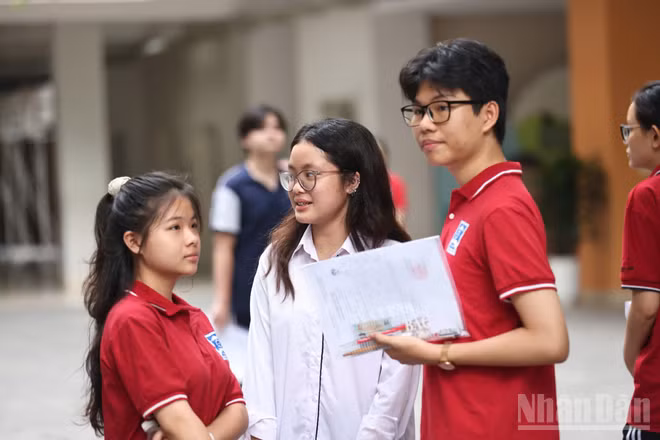 Thí sinh tham dự Kỳ thi tốt nghiệp trung học phổ thông năm 2025 (Ảnh: ĐẠI THẮNG)