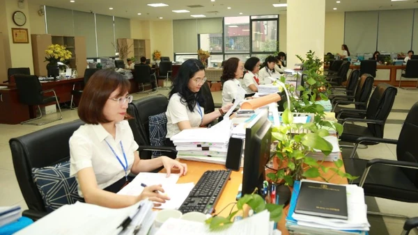 Kho bạc Nhà nước quyết liệt triển khai việc chi trả quà tặng của Đảng và Nhà nước nhân dịp chào mừng Đại hội đại biểu toàn quốc lần thứ XIV của Đảng và Tết Nguyên đán Bính Ngọ năm 2026. 