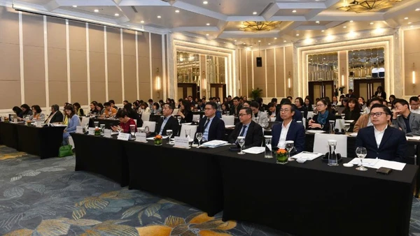 Quang cảnh Hội thảo “Thị trường xếp hạng tín nhiệm Việt Nam, định hướng và tiềm năng phát triển” diễn ra ngày 12/11 tại Hà Nội.