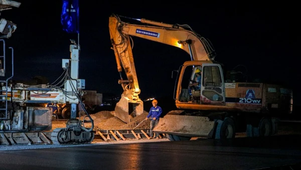 Giải ngân vốn đầu tư công tiếp tục được triển khai mạnh mẽ để sớm hoàn thành mục tiêu đề ra.