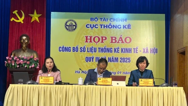 Cục Thống kê tổ chức họp báo, công bố số liệu thống kê về kinh tế-xã hội quý IV và năm 2025.