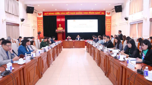 Quang cảnh Tọa đàm. (Ảnh: TRẦN HIỆP)