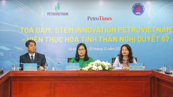 Các khách mời tham dự chương trình.