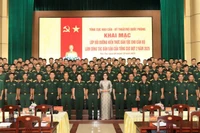 Các đại biểu tại lễ khai mạc.