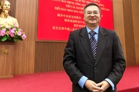 Giáo sư Thành Hán Bình tham dự cuộc tiếp của đồng chí Bùi Thị Minh Hoài, Chủ tịch Ủy ban Trung ương Mặt trận Tổ quốc Việt Nam với Đoàn đại biểu tham dự Diễn đàn Nhân dân Việt-Trung lần thứ 13. (Ảnh do nhân vật cung cấp)