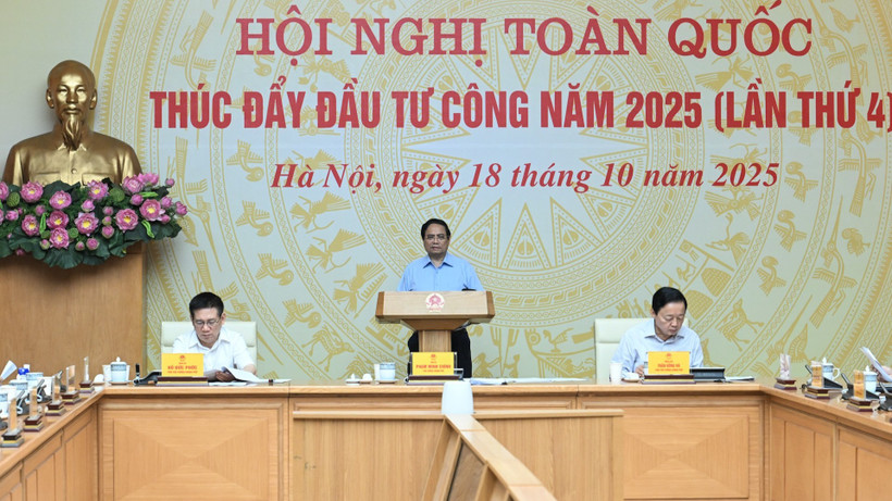 Thủ tướng Phạm Minh Chính chủ trì Hội nghị trực tuyến toàn quốc về thúc đẩy đầu tư công năm 2025 (lần thứ tư).
