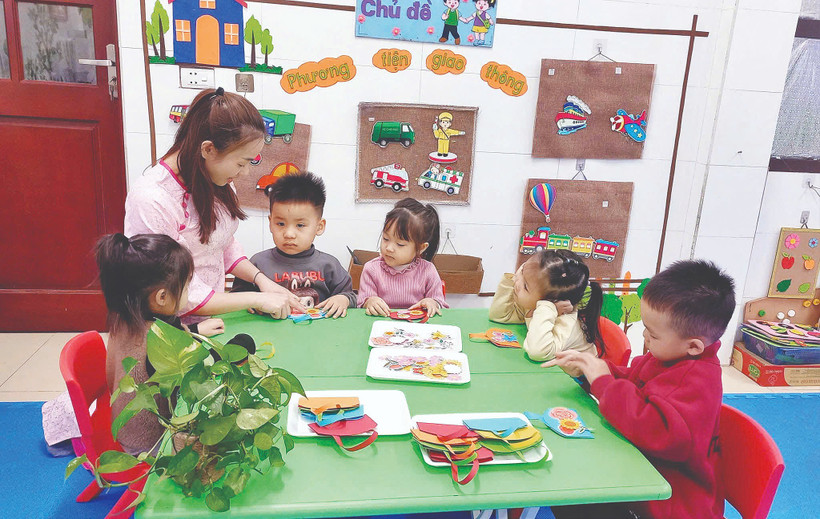 Những quy định mới về định mức giờ dạy và chế độ làm việc được kỳ vọng góp phần giảm áp lực cho giáo viên, nâng cao chất lượng chăm sóc, giáo dục trẻ.